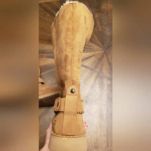 UGG Braiden Boots In Chestnut Womens Size 8 - Picture 9 of 15